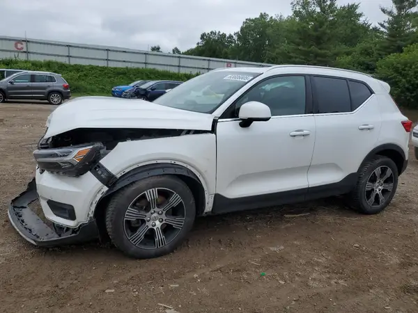 YV4162UL6M2432439 2021 VOLVO XC40 - Image 1