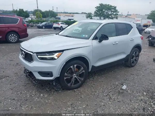 YV4162UL6M2476490 2021 VOLVO XC40 - Image 2