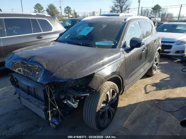 YV4162UL6M2510721 2021 VOLVO XC40 - Image 2
