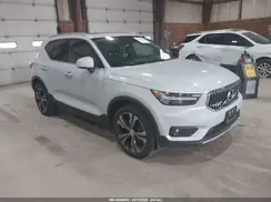 YV4162UL7M2432305 2021 VOLVO XC40
