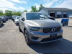YV4162UL7M2561645 2021 VOLVO XC40