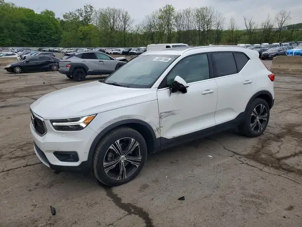 YV4162UL8K2049597 2019 VOLVO XC40 - Image 1