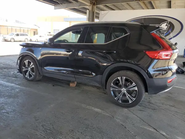 YV4162UL9M2581377 2021 VOLVO XC40 - Image 2