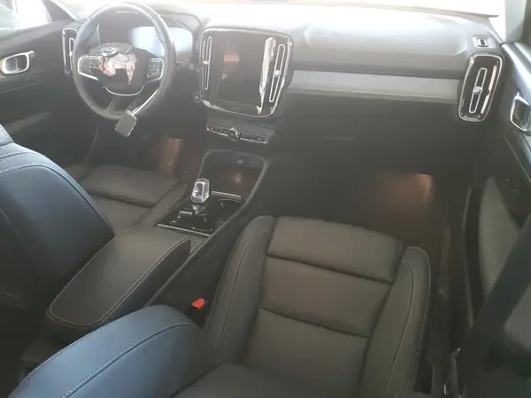 YV4162UL9M2581377 2021 VOLVO XC40 - Image 8