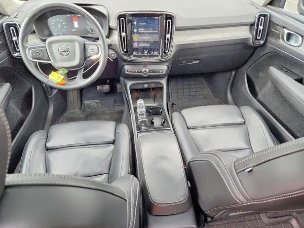 YV4162ULXM2401436 2021 VOLVO XC40 - Image 8