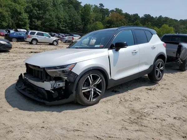 YV4162UM0K2075751 2019 VOLVO XC40 - Image 1