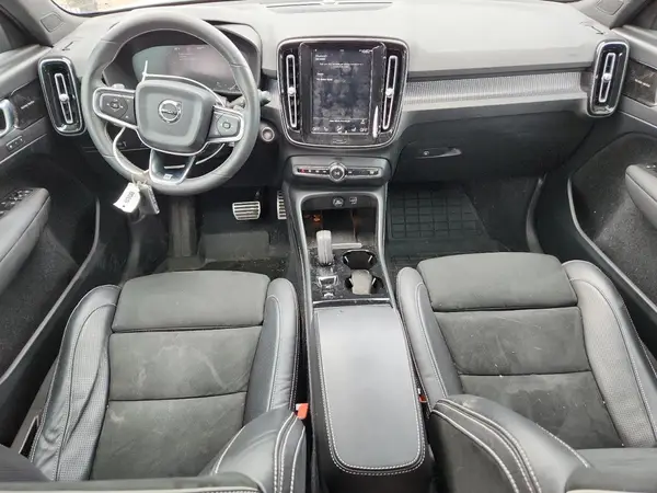 YV4162UM0K2128156 2019 VOLVO XC40 - Image 8