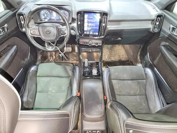YV4162UM0L2218781 2020 VOLVO XC40 - Image 8