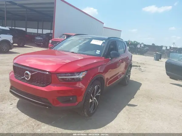 YV4162UM0M2466465 2021 VOLVO XC40 - Image 2