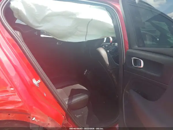 YV4162UM0M2466465 2021 VOLVO XC40 - Image 8