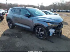 YV4162UM1K2133348 2019 VOLVO XC40