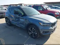 YV4162UM1M2459959 2021 VOLVO XC40