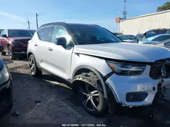 YV4162UM2L2341546 2020 VOLVO XC40