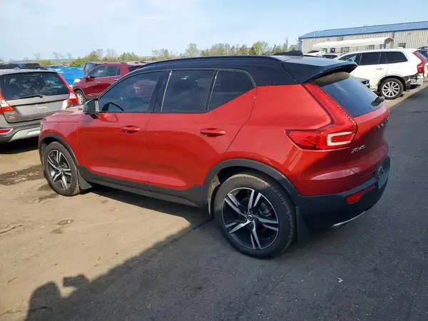 YV4162UM3K2075906 2019 VOLVO XC40 - Image 2