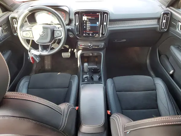 YV4162UM3K2075906 2019 VOLVO XC40 - Image 8