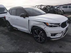 YV4162UM3M2394113 2021 VOLVO XC40