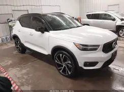 YV4162UM3M2617296 2021 VOLVO XC40
