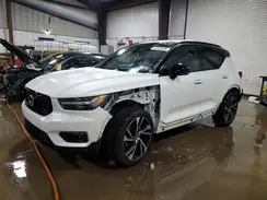 YV4162UM3N2719053 2022 VOLVO XC40
