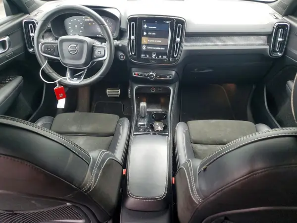 YV4162UM4K2070102 2019 VOLVO XC40 - Image 8