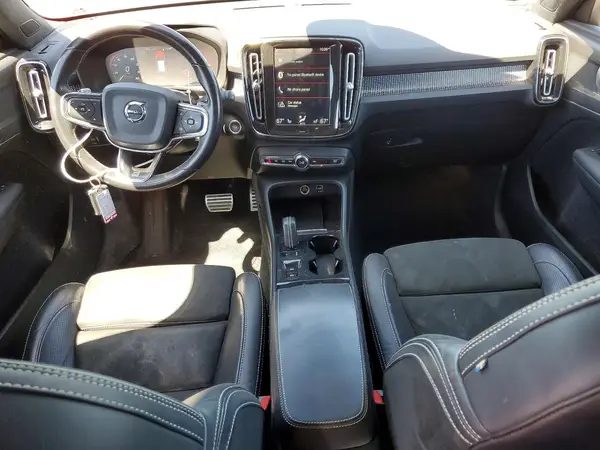 YV4162UM4K2124966 2019 VOLVO XC40 - Image 8