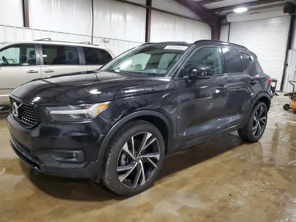 YV4162UM4L2179158 2020 VOLVO XC40 - Image 1