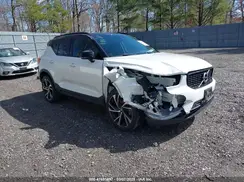 YV4162UM4M2414854 2021 VOLVO XC40
