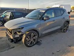 YV4162UM4N2647943 2022 VOLVO XC40
