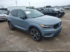 YV4162UM4N2648977 2022 VOLVO XC40