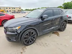 YV4162UM4N2649045 2022 VOLVO XC40