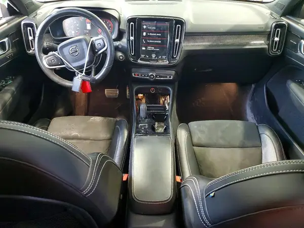 YV4162UM5K2057519 2019 VOLVO XC40 - Image 8