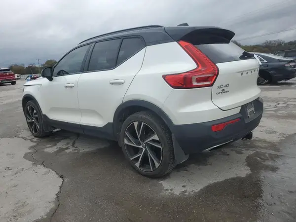YV4162UM5L2180951 2020 VOLVO XC40 - Image 2