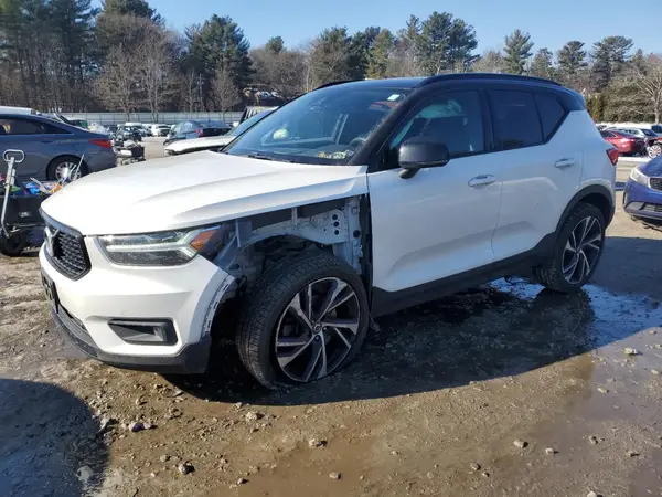 YV4162UM5L2185597 2020 VOLVO XC40 - Image 1