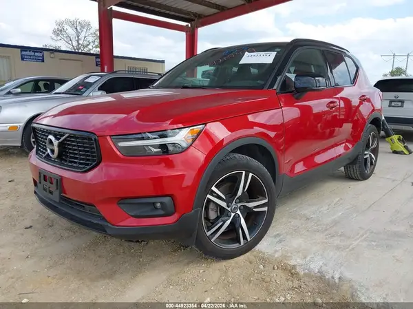 YV4162UM5L2243580 2020 VOLVO XC40 - Image 2