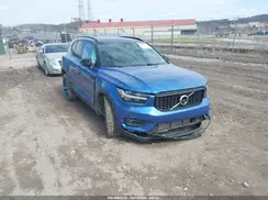 YV4162UM5L2321260 2020 VOLVO XC40