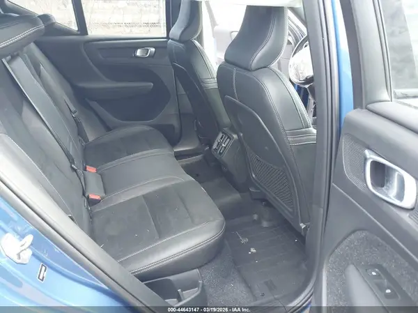 YV4162UM5L2321260 2020 VOLVO XC40 - Image 8