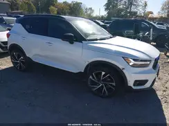 YV4162UM5M2400042 2021 VOLVO XC40