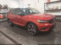 YV4162UM5M2438242 2021 VOLVO XC40