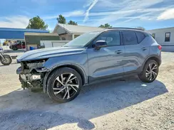 YV4162UM5N2693524 2022 VOLVO XC40