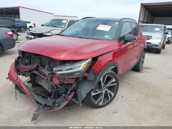 YV4162UM6K2112320 2019 VOLVO XC40 - Image 2