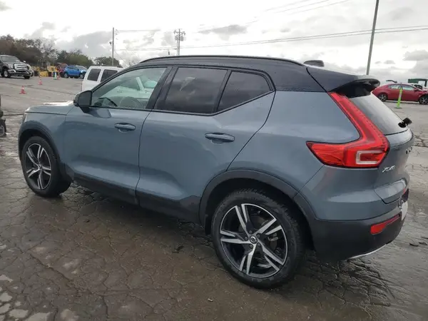 YV4162UM6L2336690 2020 VOLVO XC40 - Image 2