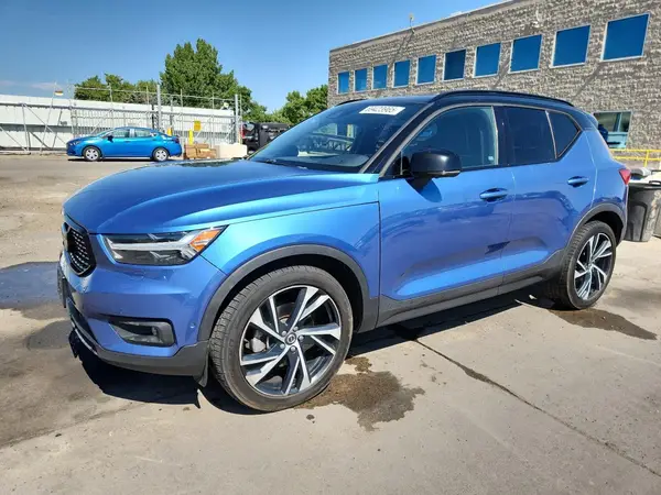 YV4162UM7K2112116 2019 VOLVO XC40 - Image 1