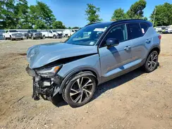 YV4162UM7M2612487 2021 VOLVO XC40