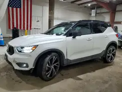 YV4162UM7N2742982 2022 VOLVO XC40