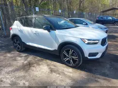YV4162UM8K2123285 2019 VOLVO XC40