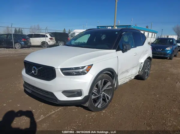 YV4162UM8K2126347 2019 VOLVO XC40 - Image 2