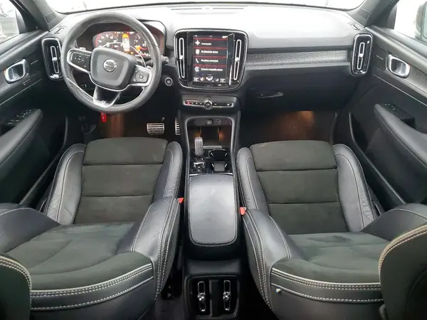 YV4162UM8L2307658 2020 VOLVO XC40 - Image 8