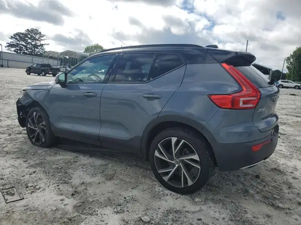 YV4162UM8L2313007 2020 VOLVO XC40 - Image 2
