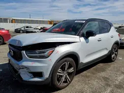 YV4162UM9M2562529 2021 VOLVO XC40