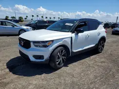 YV4162UM9N2642768 2022 VOLVO XC40