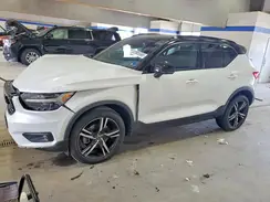 YV4162UM9N2790841 2022 VOLVO XC40